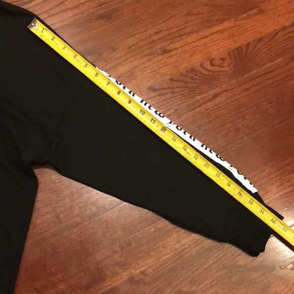 H&M Divider Raw Edge New York Black Hoodie - Picture 7 of 7